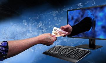 Voghera, truffe online: la polizia denuncia tre persone