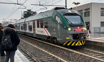 Treni e disservizi. Vigevano chiede all&rsquo;assessore Lucente un incontro in Comune