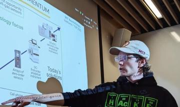 &laquo;Cos&igrave; i robot potranno riconoscere gli odori&raquo;: lo studio di un vigevanese