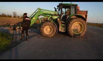 Cassolnovo: incidente tra scooter e trattore. Ragazzo di 14 anni portato in ospedale con l&rsquo;elisoccorso