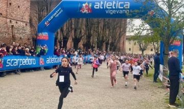 Vigevano, il "Trofeo Pensa" &egrave; un successo: 946 iscritti, 716 concorrenti hanno tagliato il traguardo