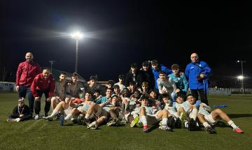 Calcio, Juniores: il Vigevano 1921 vince il campionato Under 19, festeggiamenti all'Antona