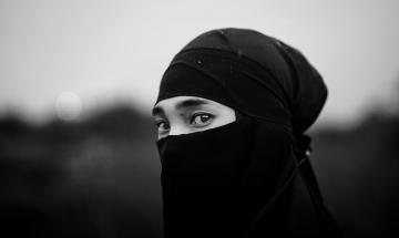 La Lega chiede lo stop velo integrale per tutela e integrazione