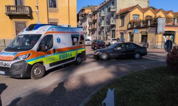 Vigevano, una ambulanza della Croce Azzurra in servizio &egrave; stata tamponata nei pressi del Pronto soccorso