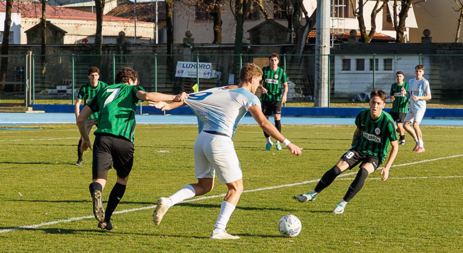 Calcio, Eccellenza: Vigevano sempre all'attacco, ma con la Vis Nova finisce 0-0