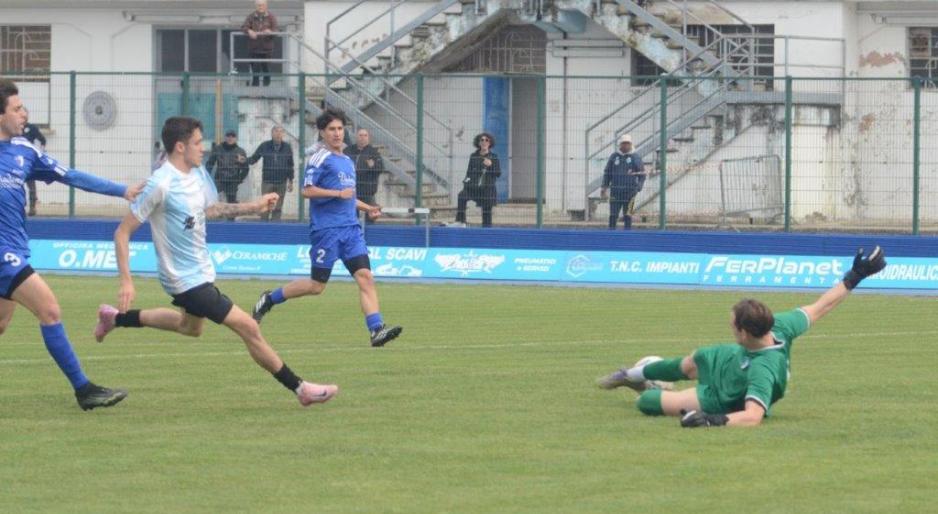 Calcio, Eccellenza: Vigevano-Besnatese 0-0 pt
